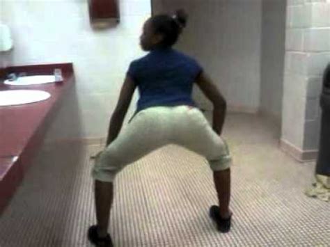 Twerking In Dha Bathroom YouTube