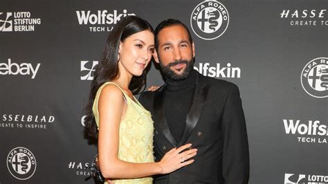 Maybe you would like to learn more about one of these? Get Massimo Sinato Rebecca Mir Hochzeit Gif - Trend News Power