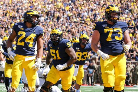 Updated Bowl Predictions Released For Michigan Football Maize N Brew