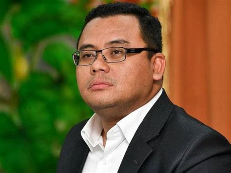 Kerana definisi masjid berdasarkan enakmen pentadbiran islam selangor adalah tempat solat untuk orang islam. Amirudin disaran beri taklimat lengkap isu pindaan enakmen