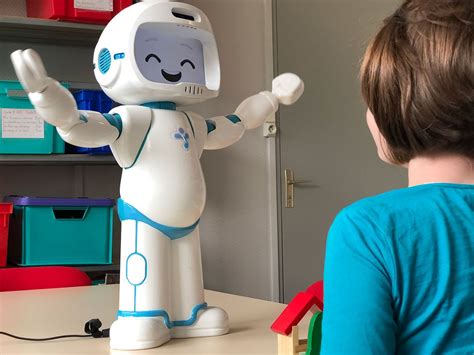 Therapy Robot Teaches Social Skills To Children With Autism Ieee Spectrum