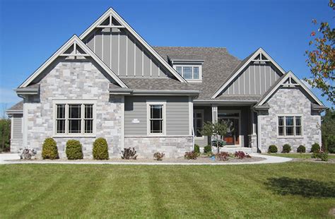 Photos of our jobs, videos of our installations, different materials in siding, roofing, windows, trim work. Cambridge Castle Rock Veneer | Exterior Stone Walls | Pro ...