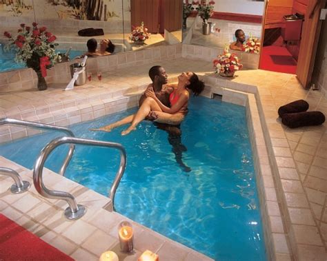 The Top Rated Romantic Getaways Poconos For Couples