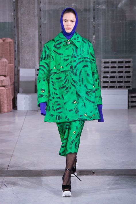 Marni Fall 2018 Ready To Wear Collection Runway Looks Beauty Models