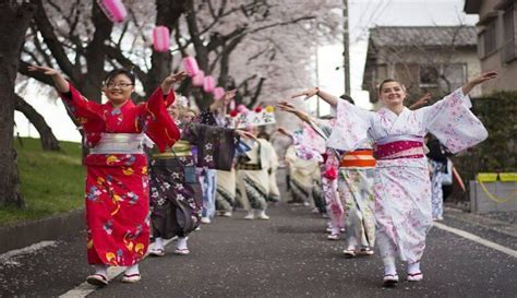 Spring Festivals In Japan Triphobo