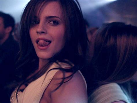 Emma Watson Fa La Pole Dance Nella Prima Clip Di The Bling Ring Video