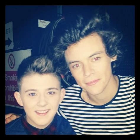 Jun 08, 2021 · usuario o dirección de correo: 1DAlert on Twitter | Harry styles photos, Mr style, Harry ...