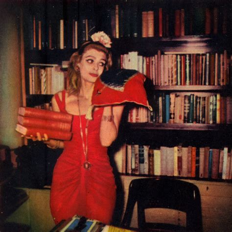 Δευτέρα, 26 απριλίου 2021, 08:11. Ζωζω Σαπουντζακη 1960 : Greekys / Ξεκίνησε τη θεατρική της ...