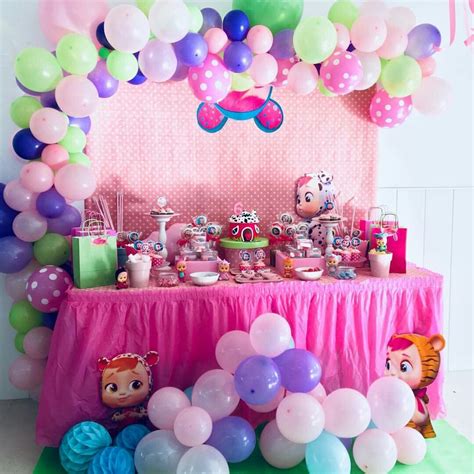 Para ver más opciones un regalo de cumpleaños perfecto, no solo para decoración, perfecto para la esquina de acurrucarse. Pin de Rocio en bebes llorones | Fiestas de cumpleaños de ...