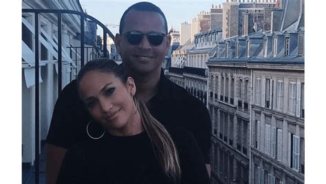 Jennifer Lopez And Alex Rodriguez Loved Up 8days