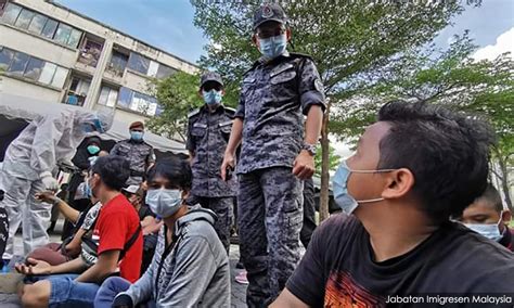 Projek pembangunan raksasa berjalan dengan lancar. 'K'jaan tak akan tunduk kepada tuntutan pembela PATI'