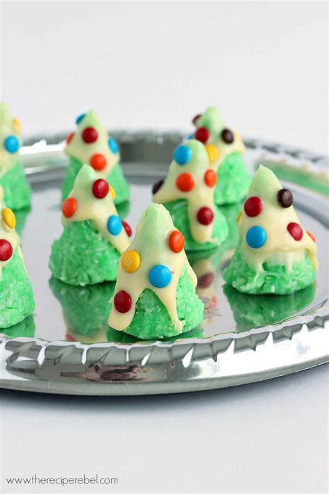 No-Bake Christmas Tree Cookies - The Recipe Rebel