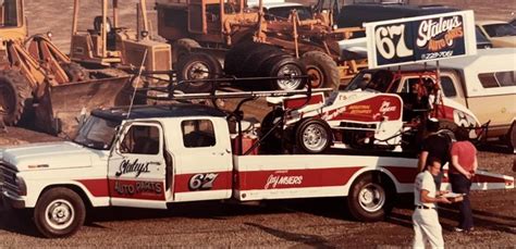 Pin By Jay Garvey On Haulers With History Old Race Cars Race Cars