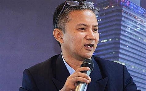 Kamaruzaman yusoff senior fellow, institut kajian rantau asia barat, universiti. Penganalisis: Jika DAP ambil sikap seperti Hew, komik akan ...
