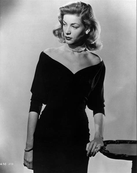 Lauren Bacall Timeless Off The Shoulder Dress 1940s Glamour Hollywoodien Old Hollywood Glamour