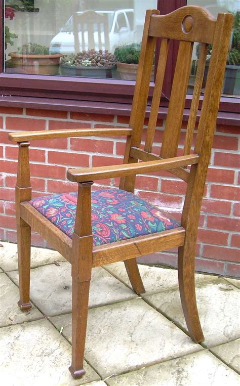 Arts and crafts dining chairs. A Set Of 8 Arts & Crafts Dining Chairs - Antiques Atlas