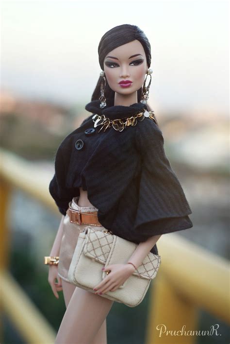 Fashion Royalty Kyori Sato Barbie Fashionista Dolls Beautiful Barbie