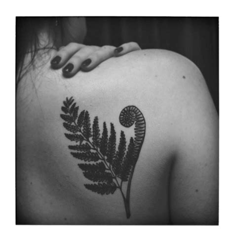 Pin By Alexa Friese On Inked Fern Tattoo Tattoos Organic Tattoo
