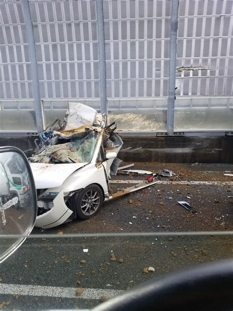 圏央道で玉突き事故 あきる野付近で車大破した現場画像 通行止めで渋滞 ニュース速報japan