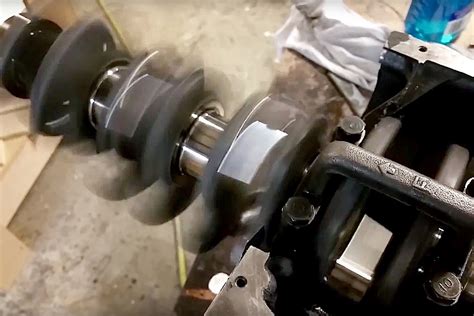 Crankshafts should have very high fatigue strength and wear resistance to ensure long service life. Video: Do-it-yourself Crankshaft Polishing