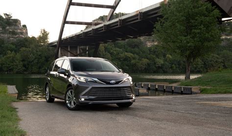 2021 Toyota Sienna Overview Trim Levels Tech And Safety Features