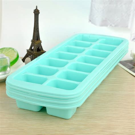 Flexible Stackable Reusable Easy Release Bpa Free Plastic Ice Cube Tray