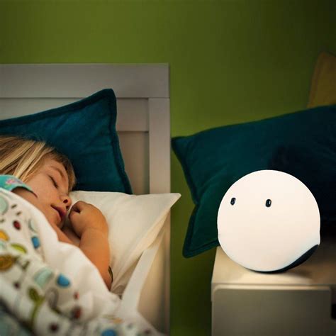 18 Kids Nightlight Lamps That Are Out Of This World