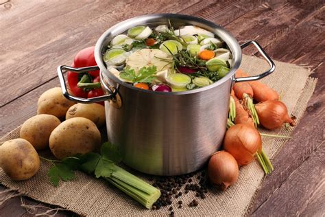 Come Fare Il Brodo Vegetale Ricetta Per Un Brodo Di Verdure Perfetto