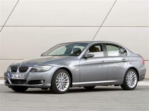 So far, it has proven to be a reliable and. BMW 3 Series (E90) specs & photos - 2008, 2009, 2010, 2011 ...