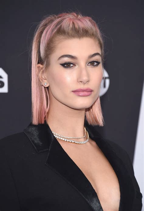 55 Times Hailey Baldwin Was Insanely Sexy Without Even Trying Hailey Baldwin Hair Short Hair
