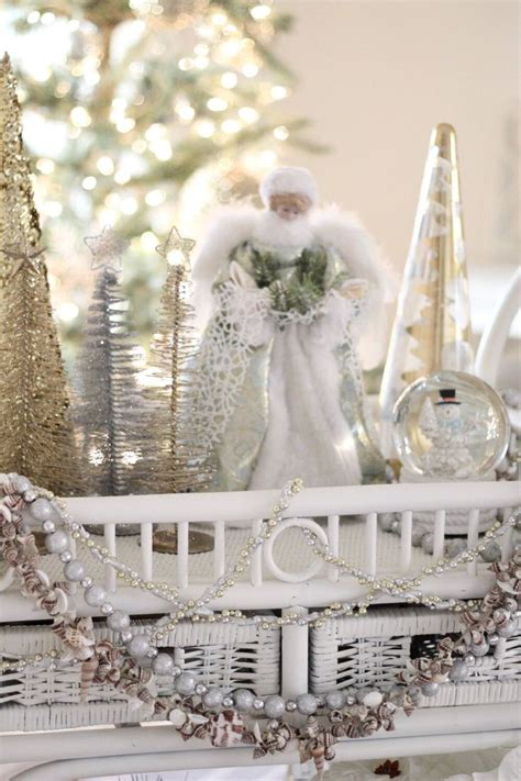 How to Create an Elegant Coastal Christmas Scene — House Full of Summer