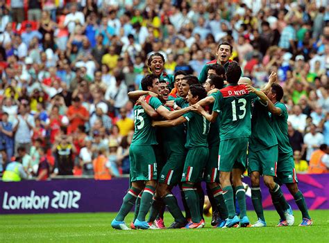 El torneo de fútbol en los juegos olímpicos de londres 2012 (masculino y femenino) se llevó a cabo en londres y otras ciudades del reino unido desde el 25 de julio al 11 de agosto de 2012. México gana oro en fútbol varonil_Spanish.china.org.cn_中国最 ...