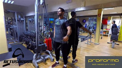 Abdução De Ombro Unilateral No Cross