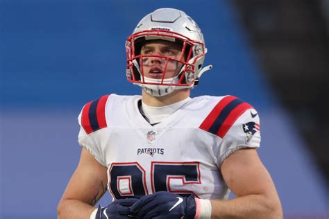 Patriots Trade Tight End Ryan Izzo To The Texans Pats Pulpit