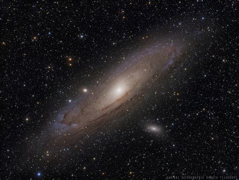 Apod 30 April 2020 Het Andromeda Eilanduniversum