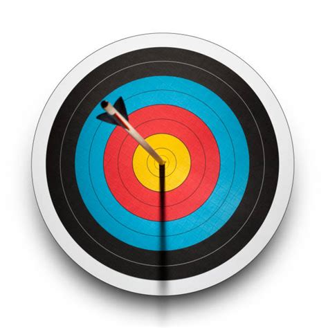 Archery Target Stock Photos Pictures And Royalty Free Images Istock
