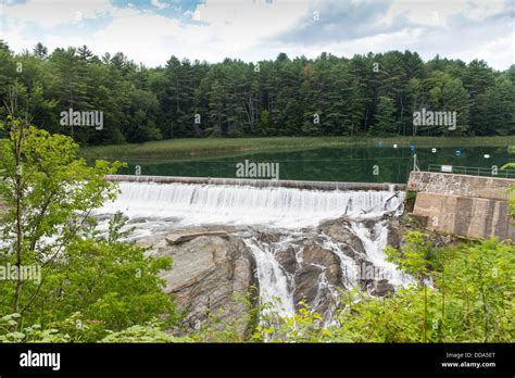North Hartland Dam Is A Hydroelectric Facility At The Head Of Quechee
