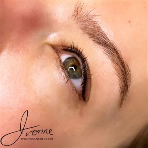 Permanent Eyeliner ⠀⠀⠀⠀⠀⠀⠀⠀⠀ Experience The Benefits Of Water Proof