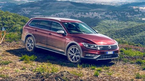2017 Volkswagen Passat Alltrack Wolfsburg Edition Quick Spin Review Drive