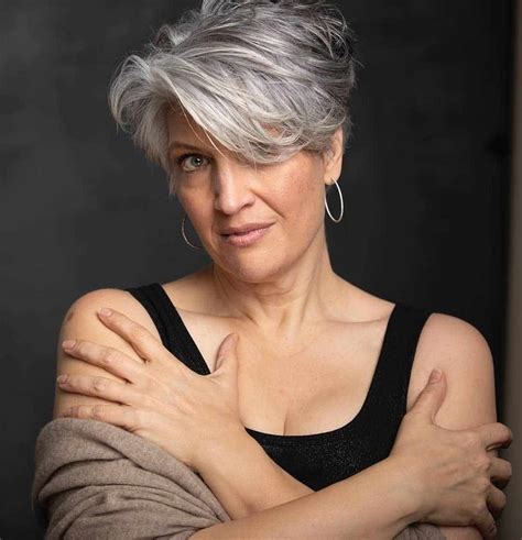 50 Best Short Hairstyles For Women Over 50 Hairstyle Samples