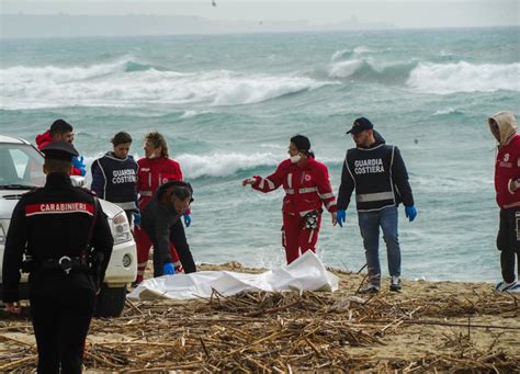 Strage Migranti Oltre 60 Morti Piantedosi Non Dovevano Partire Affaritaliani It