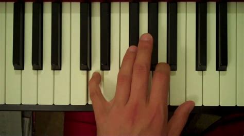 How To Play A D7 Chord On Piano Left Hand Youtube