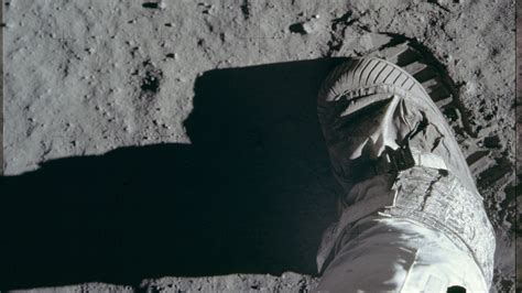 Extremely High Res Outtakes From Apollo 11s 1969 Moon Landing — Quartz