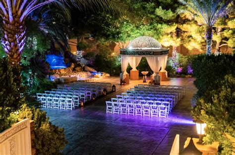 las vegas is filled with outdoor wedding locations that will infuse your special day with the
