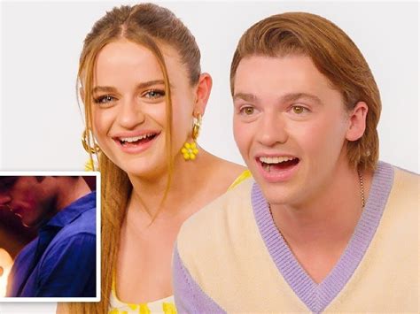 Joey King And Joel Courtney React To The Kissing Booth 3 Trailer