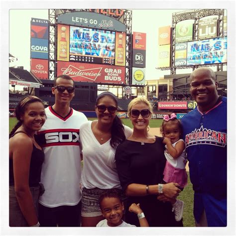 Frank thomas is a 52 year old american baseballer born on 27th may, 1968 in columbus. Frank Thomas' Wife Megan Thomas - PlayerWives.com