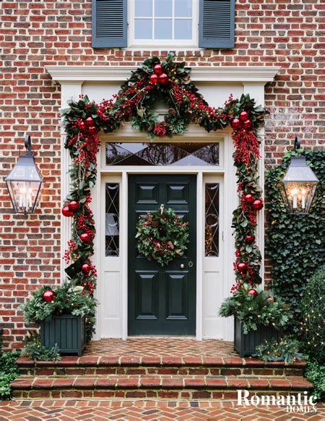 One of the best things about the summer months is being to enjoy time outdoors, but staying closer to home will be the reality for many of us this summer. Opulent Christmas Decor, Traditional Home - Romantic Homes