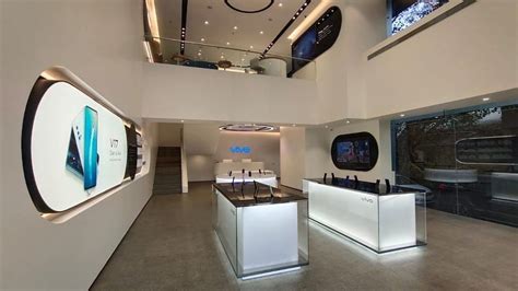 Vivo Plans To Open 600 Stores In 400 Cities Across India By The End Of 2020