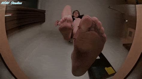 Amateur Soles Giantess And Footjobs