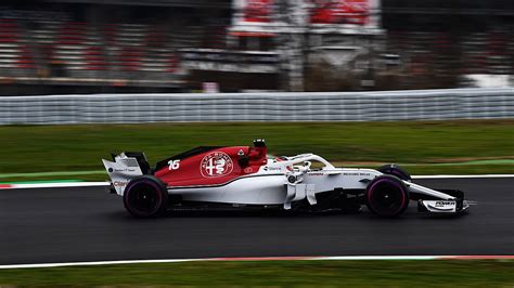 F1 2018 Test Barcellona Ecco La Fotogallery Dellalfa Romeo Sauber C37